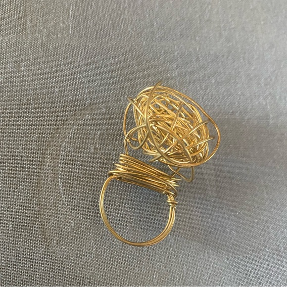 Wire Ring - Picture 3 of 11
